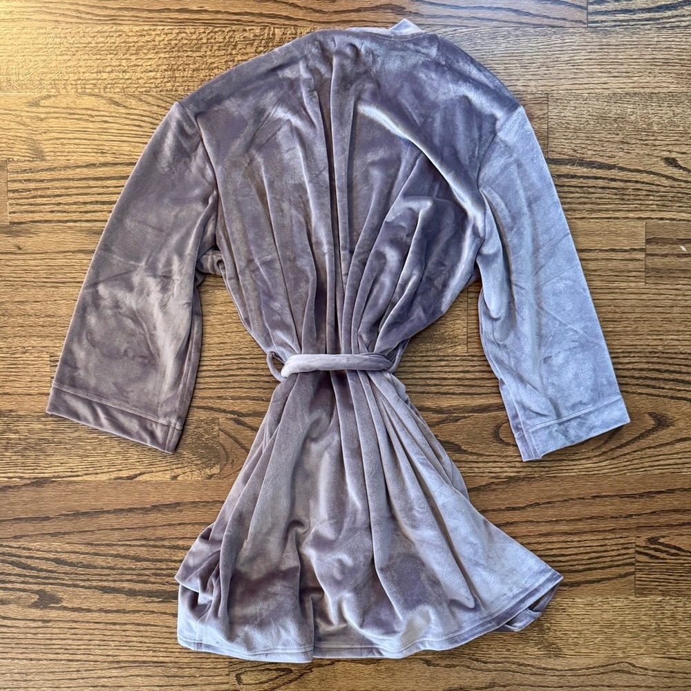 Splendid Velour Robe | Size L/XL - Picture 2 of 6